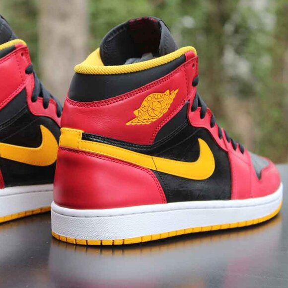 Air Jordan 1 High OG Highlight Reel 2013 - Picture 9 of 14